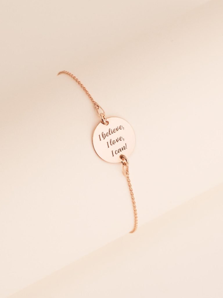 Words of power chain bracelet with a pendant “I believe, I love, I can”.
